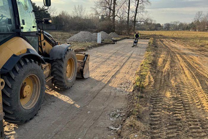 Zbyszko z Bogdańca – zjazd i droga dojazdowa – zdjęcie 7